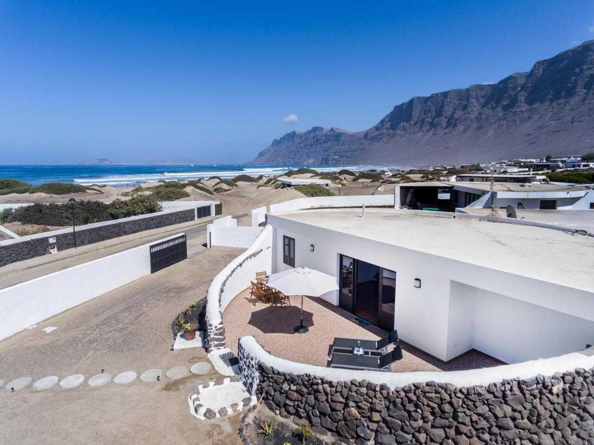 Famara House 12 Villa Exterior photo